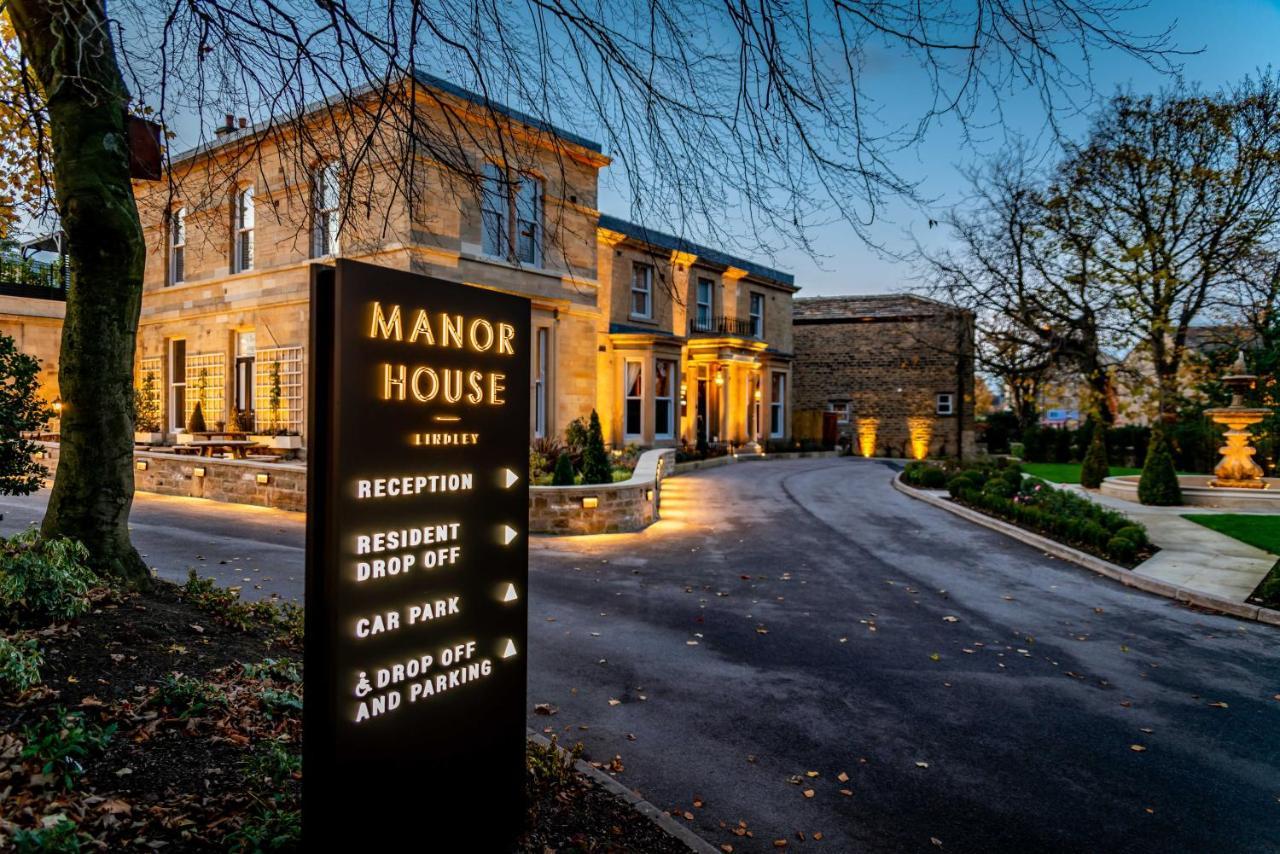 Manor House Lindley Hotel Huddersfield Exterior photo